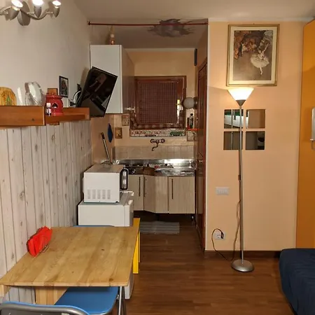 Tiny House *